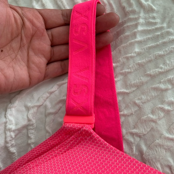 Victoria's Secret Pink Sport Bra and Pink and black Slippers - Picture 5 of 9